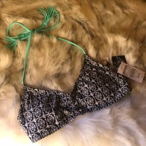 NWT Empyre Bikini Top